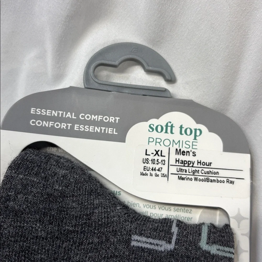 Sockwell soft top Happy Hour ultra light cushion merino wool bamboo Ray socks